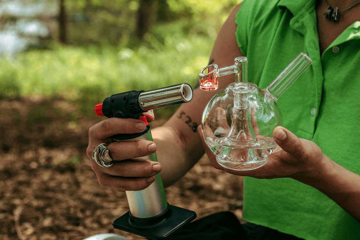 Jaké jsou různé typy Dab Rigs | Upinsmoke.cz